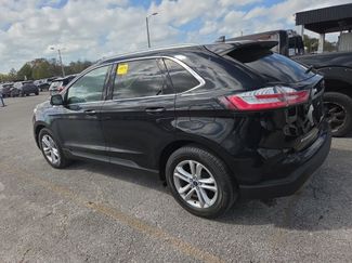 Used 2020 Ford Edge SEL video 3