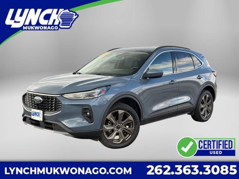 Used 2025 Ford Escape Platinum AWD/4WD image 1