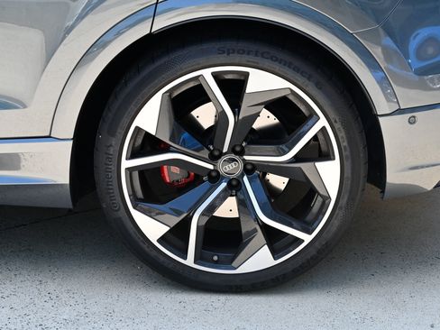 Used 2024 Audi RS Q8 AWD/4WD image 10