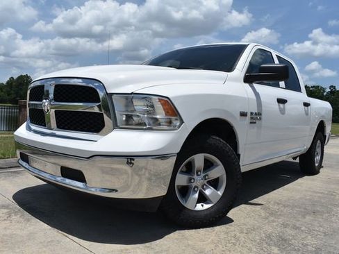 Used 2019 RAM 1500 Tradesman w/ Chrome Plus Package image 5