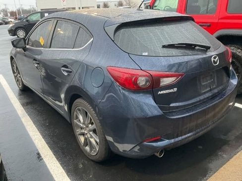 Used 2018 MAZDA MAZDA3 Touring image 8