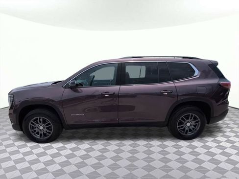 Used 2025 GMC Acadia Elevation FWD image 8