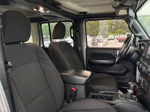 Used 2020 Jeep Wrangler Unlimited Sport S AWD/4WD image 15