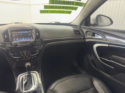 Used 2016 Buick Regal Premium image 15