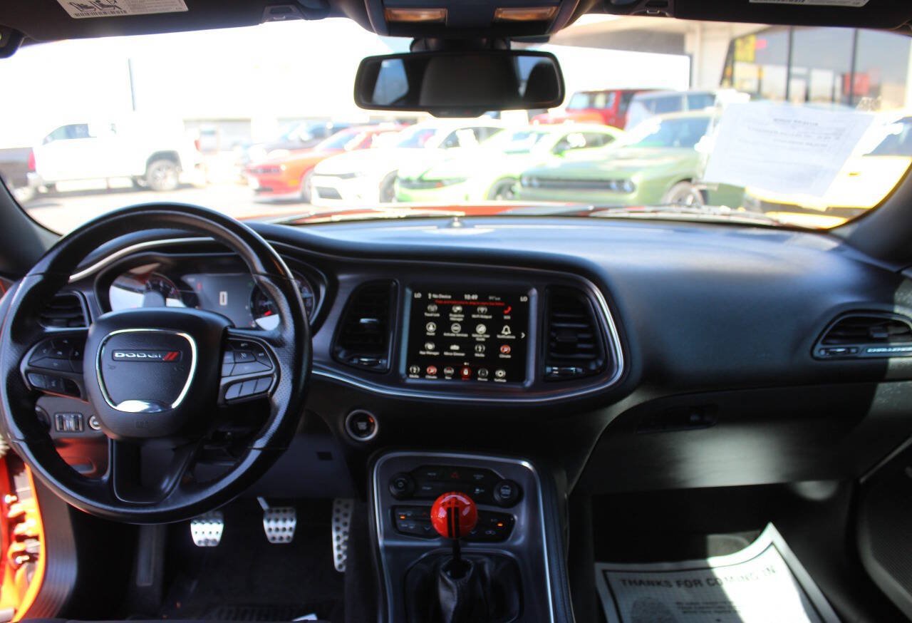 Used 2018 Dodge Challenger R/T w/ Blacktop Package RWD image 15