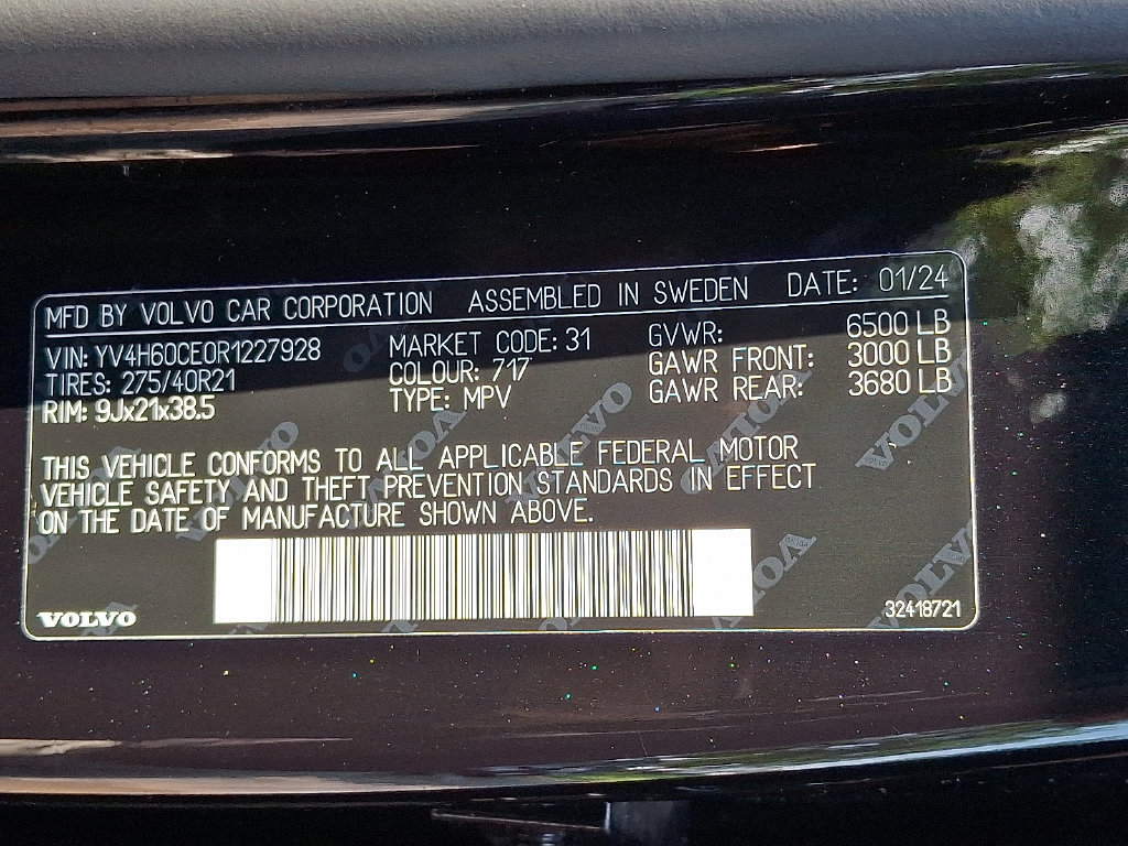 Used 2024 Volvo XC90 T8 Plus w/ Protection Package Premier AWD/4WD image 30