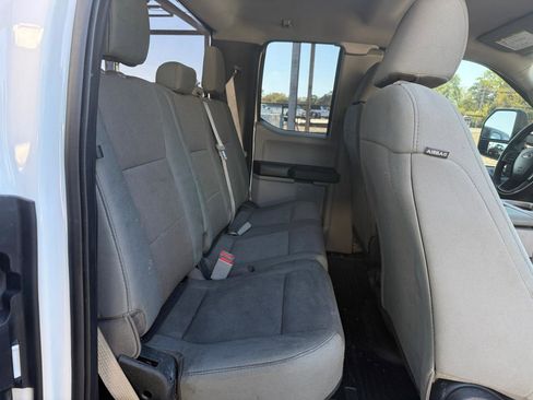 Used 2018 Ford F350 XL w/ Power Equipment Group image 19