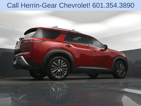 Used 2023 Nissan Pathfinder SL w/ SL Premium Package FWD image 43