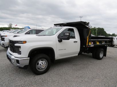 New 2025 Chevrolet Silverado 3500 W/T w/ WT Convenience Package