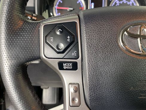 Used 2023 Toyota 4Runner Limited AWD/4WD image 24