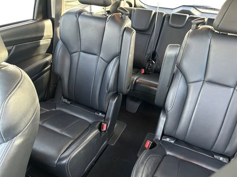 Used 2023 Subaru Ascent Limited w/ Technology Package image 14