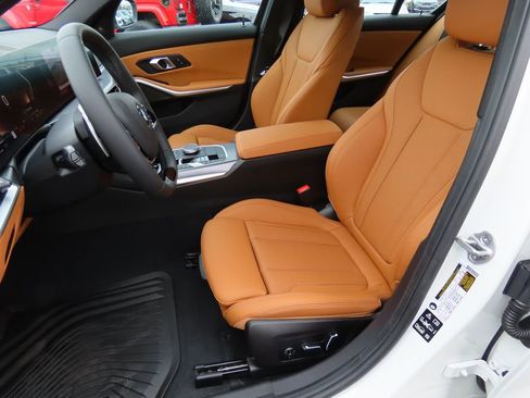 New 2026 BMW 330i xDrive 330i xDrive w/ Premium Package image 41