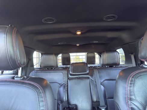 Used 2018 Ford Explorer Sport AWD/4WD image 27
