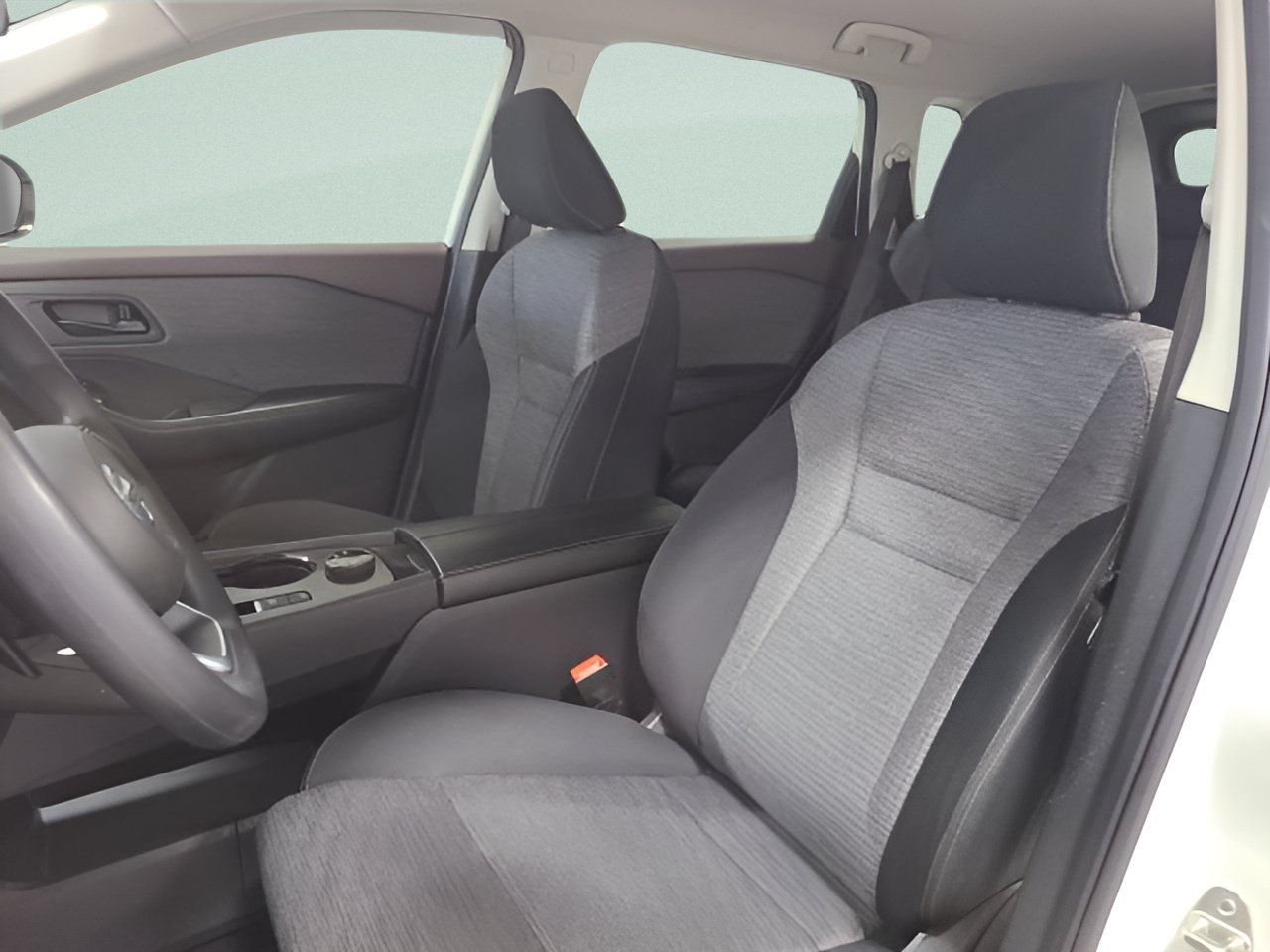 Used 2021 Nissan Rogue S AWD/4WD image 18