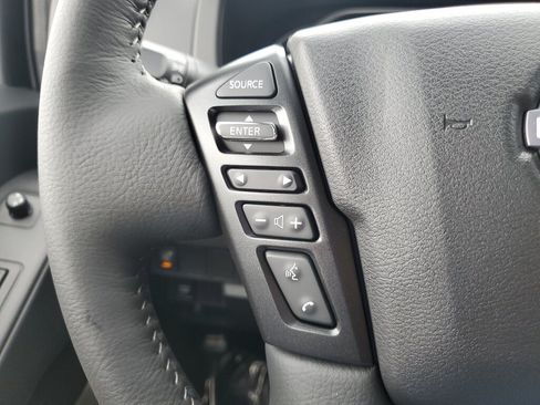 New 2026 Nissan Frontier SV w/ SV Convenience Package RWD image 18