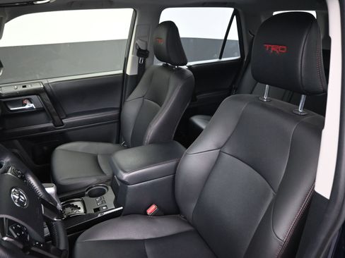 Certified 2024 Toyota 4Runner TRD Off-Road Premium image 16