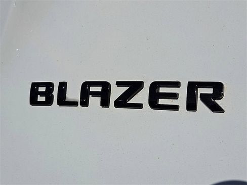 Used 2023 Chevrolet Blazer LT w/ Convenience Package image 12