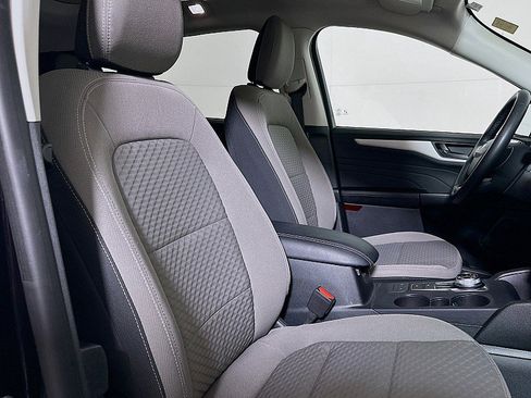 Used 2022 Ford Escape SE w/ SE Sport Appearance Package image 26