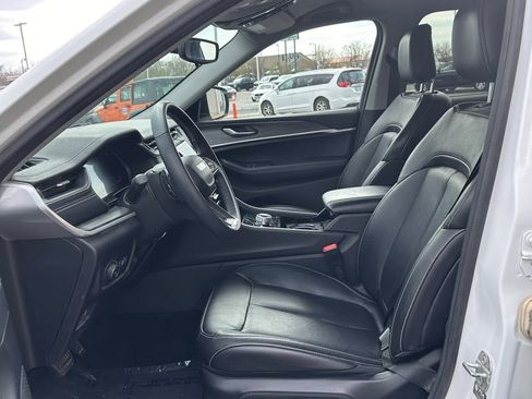 Used 2021 Jeep Grand Cherokee L Limited image 11