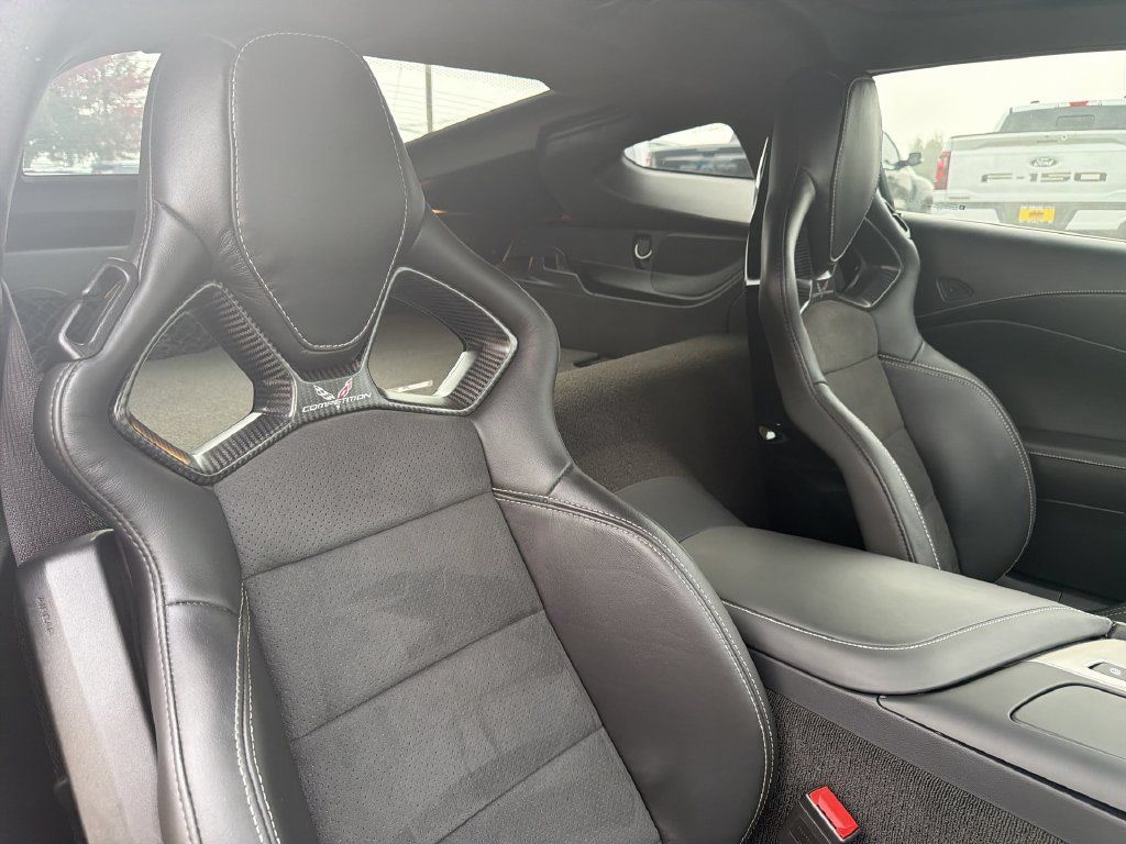 Certified 2015 Chevrolet Corvette Stingray Coupe RWD image 25