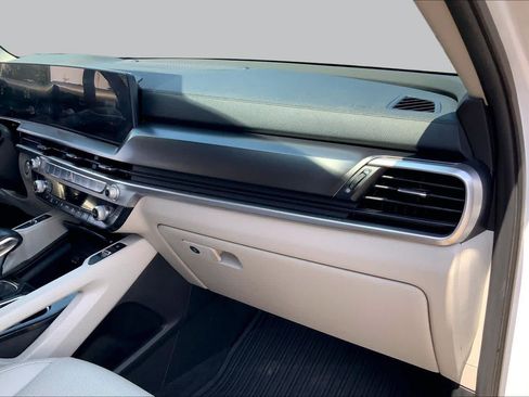Certified 2023 Kia Telluride S w/ S Sunroof Package FWD image 18