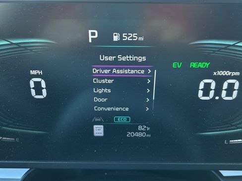 Used 2025 Kia Niro LX FWD image 9