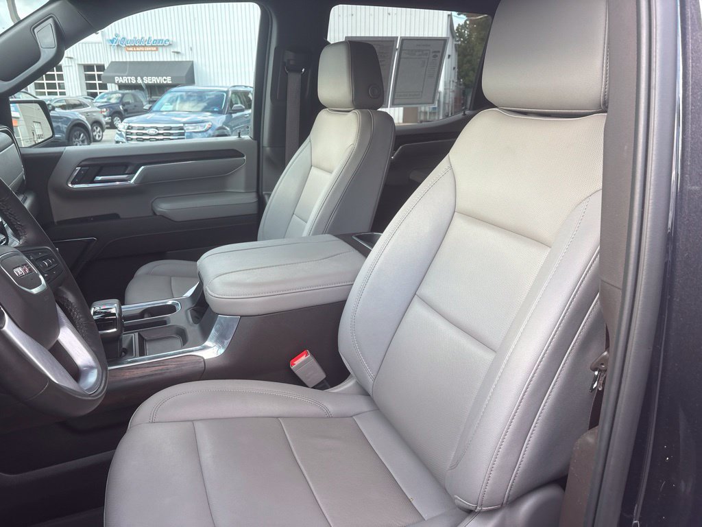 Used 2024 GMC Sierra 1500 SLT w/ SLT Premium Plus Package AWD/4WD image 14