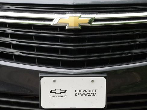 Used 2023 Chevrolet Equinox LT AWD/4WD image 8