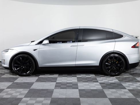 Used 2018 Tesla Model X 100D AWD/4WD image 3