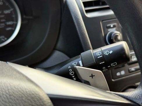 Used 2013 Subaru Crosstrek 2.0i Premium image 25