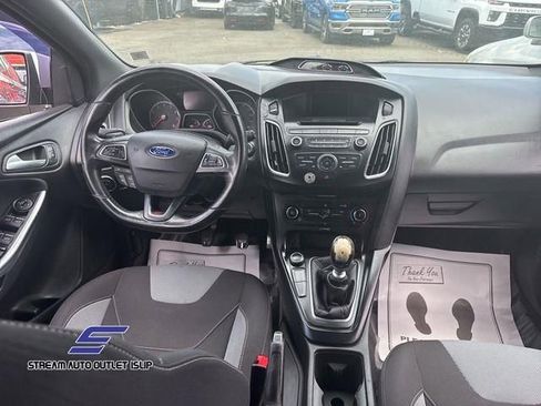 Used 2015 Ford Focus ST FWD image 16