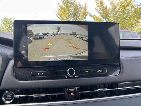 Used 2025 Mitsubishi Outlander ES image 8