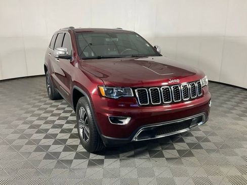 Used 2019 Jeep Grand Cherokee Limited AWD/4WD image 3
