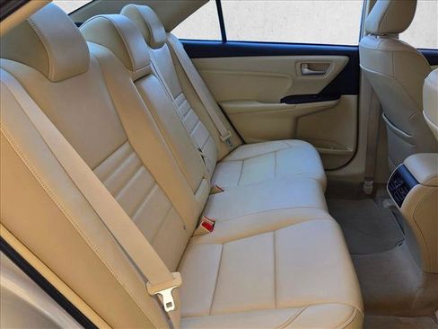 Used 2015 Toyota Camry XLE FWD image 20