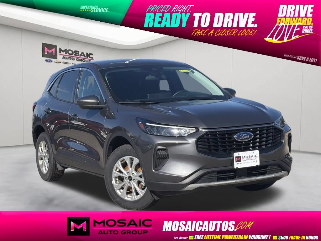 Used 2023 Ford Escape Active w/ Tech Pack #2 AWD/4WD image 1