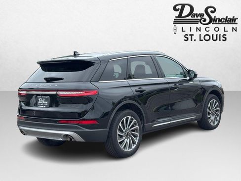 Used 2024 Lincoln Corsair Reserve w/ Equipment Group 201A FWD image 3
