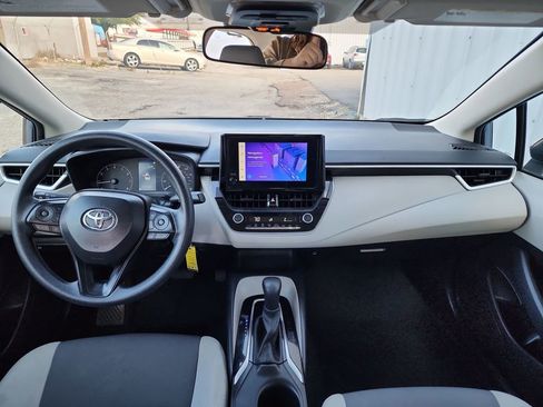 Used 2024 Toyota Corolla LE image 17