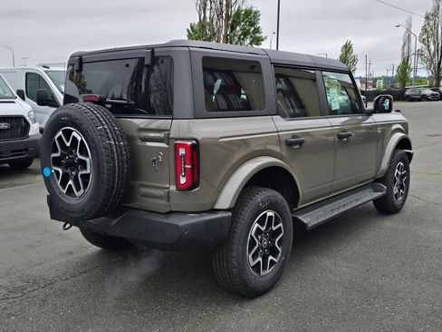 New 2026 Ford Bronco Outer Banks AWD/4WD image 5