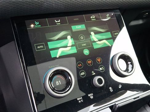 Used 2020 Land Rover Range Rover Velar R-Dynamic S image 23