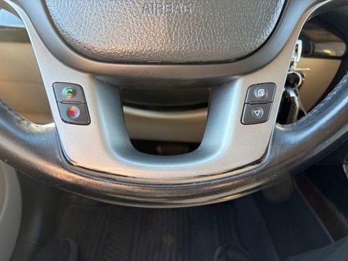 Used 2015 Kia Sorento LX image 3