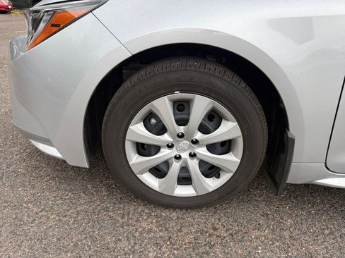 Used 2026 Toyota Corolla LE w/ Carpet Mat Package (TMS) FWD image 24