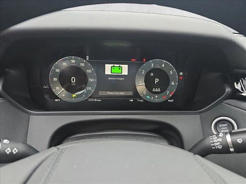 New 2026 Land Rover Range Rover Velar Dynamic SE image 18