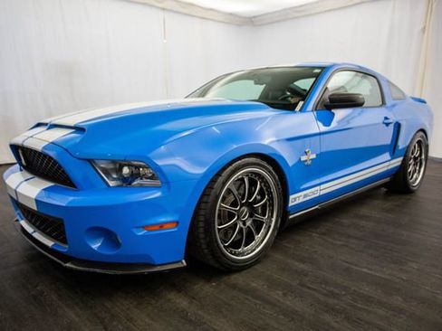 Used 2010 Ford Mustang Shelby GT500 image 25