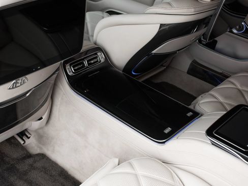 Used 2022 Mercedes-Benz Maybach S 580 4MATIC image 26