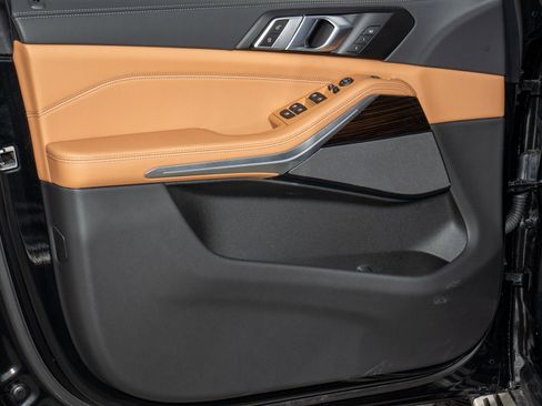 Used 2026 BMW X5 sDrive40i image 17