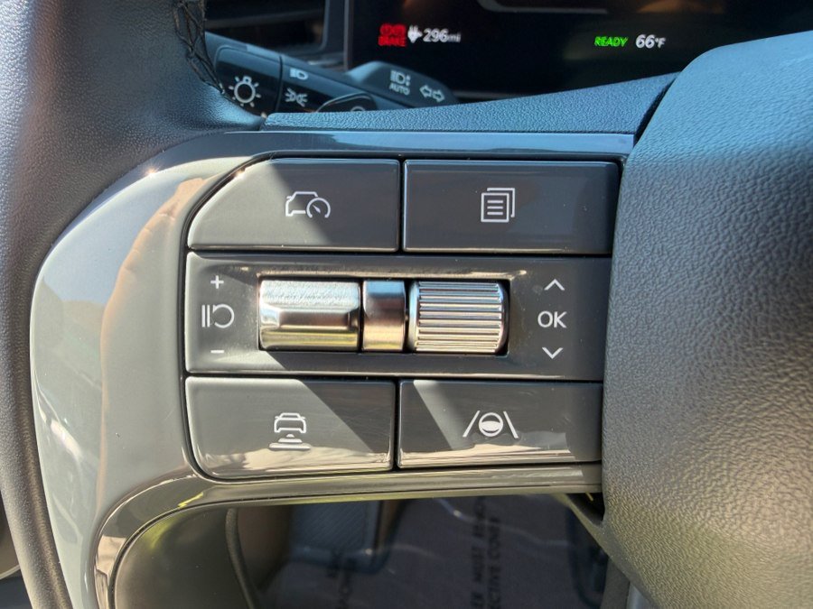 Used 2024 Kia EV9 Land AWD/4WD image 15