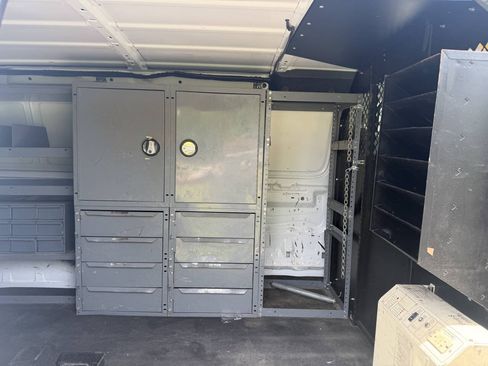 Used 2007 Ford E-250 and Econoline 250 RWD image 12
