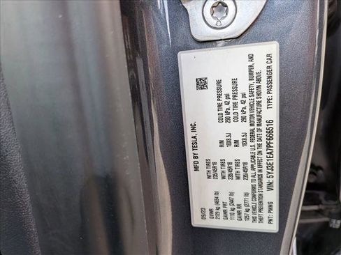 Used 2023 Tesla Model 3 Standard Range image 24