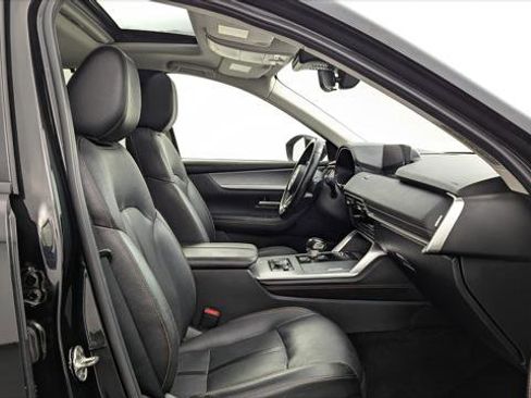 Used 2024 MAZDA CX-90 3.3 Turbo w/ Preferred Plus image 18