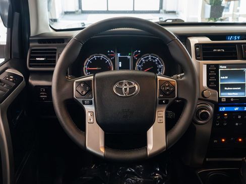 Used 2022 Toyota 4Runner Limited AWD/4WD image 12